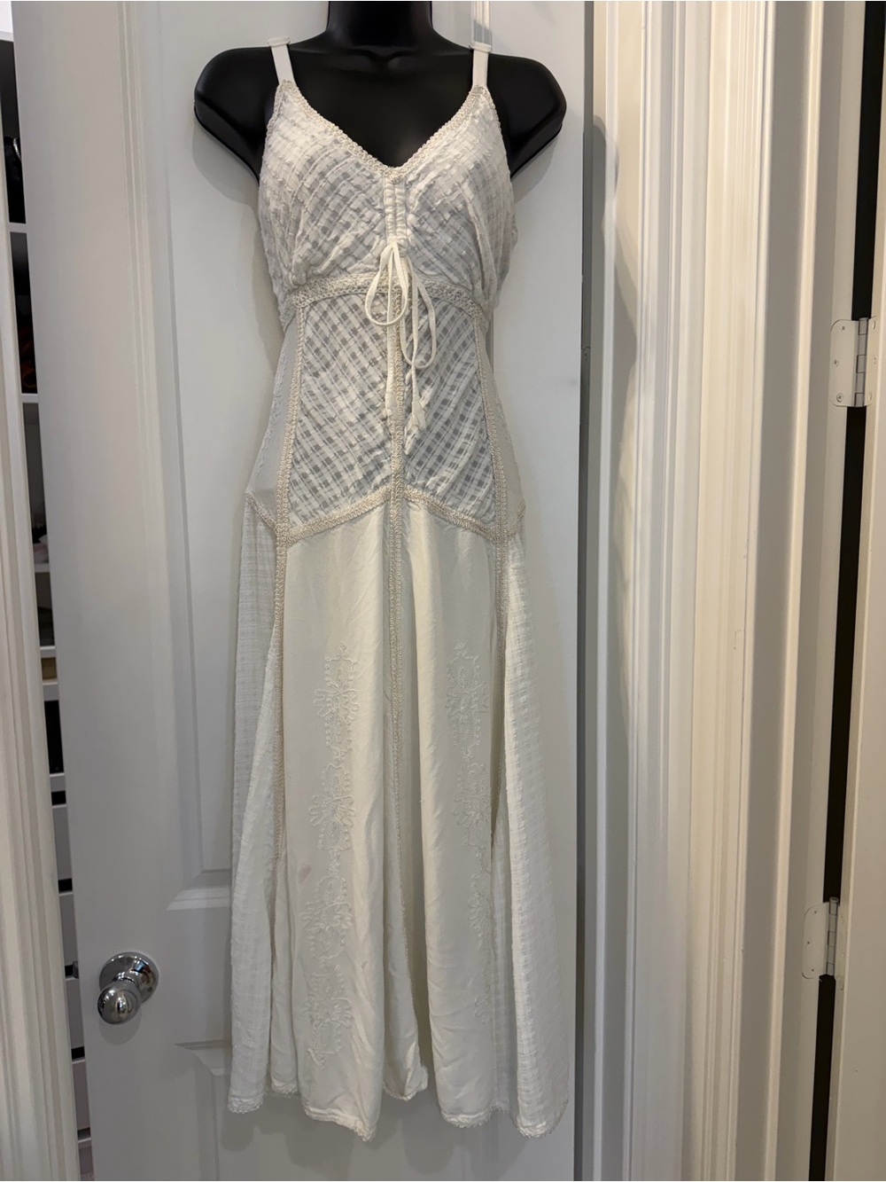 Savvy White Embroidered Boho Western Maxi Dress Size M